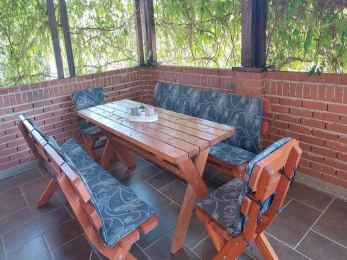 Anno Apartman Balatonfoldvar Luaran gambar
